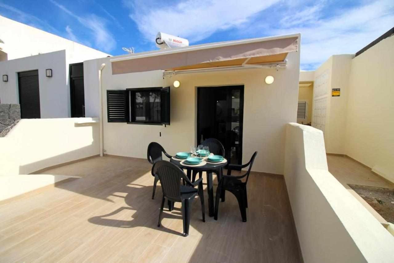 Blue Sand Apartment In Costa Teguise Extérieur photo